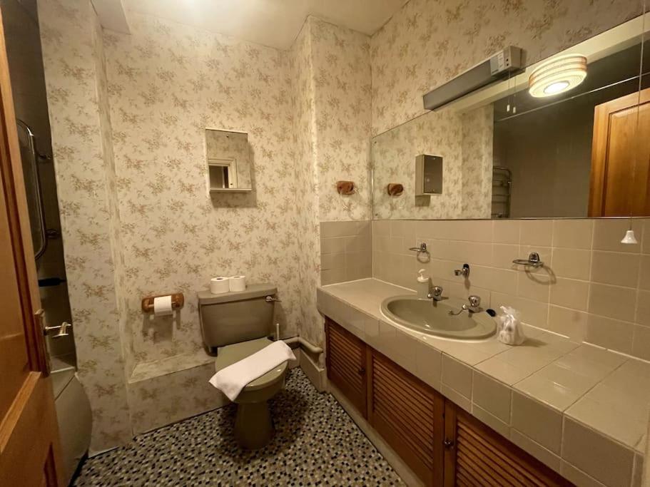 Old School Grandma London Experience ! Apartment Exterior photo